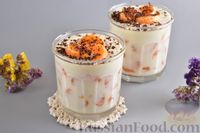 Десерт из йогурта с шоколадом, сливками и мандаринами
