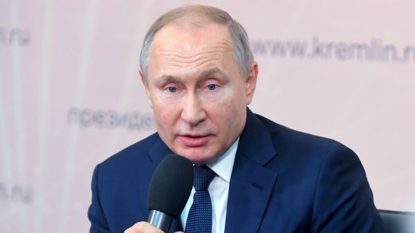 Путин поручил проверить расходование средств на лесоустройство