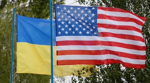 Зеленский пригласил США добывать нефть и газ на Украине